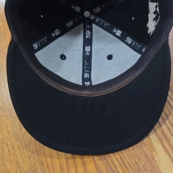 Black Baseball Cap LA - Picture 6 of 10